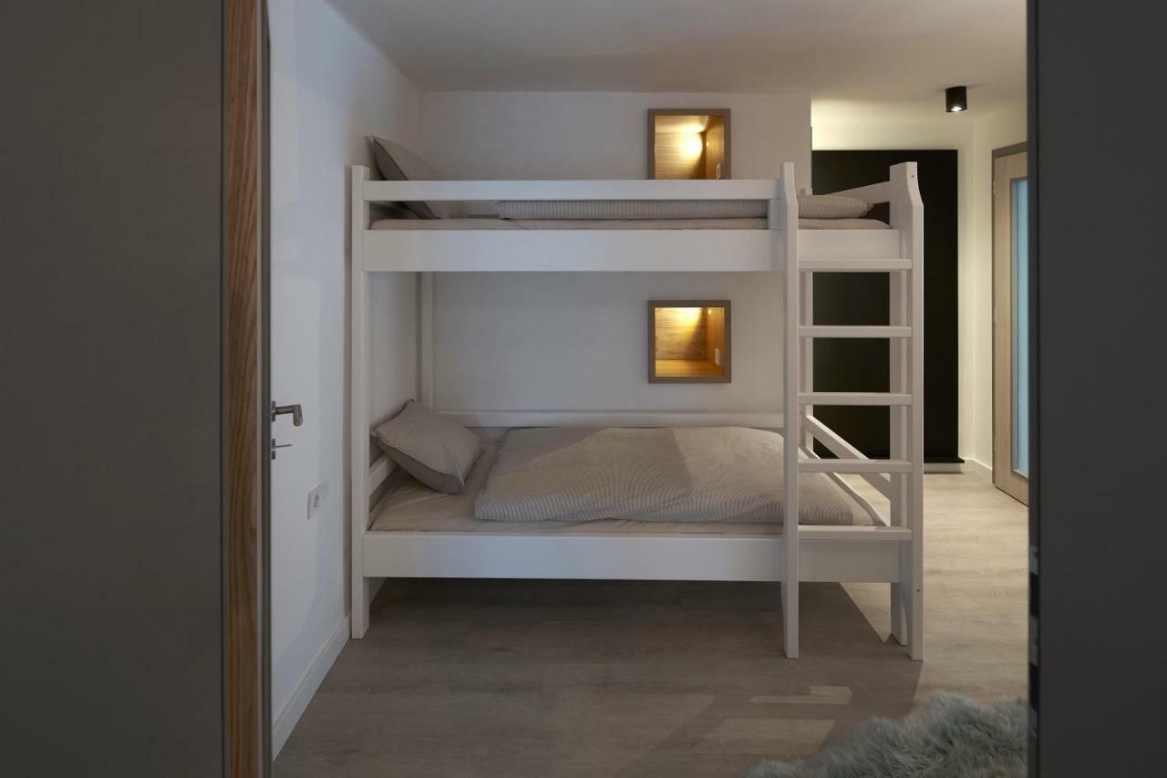 7Domb Apartman Komló Exteriér fotografie
